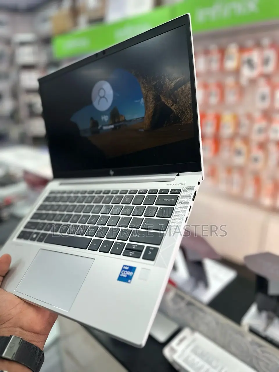 New Laptop HP EliteBook 830 G8 16GB Intel Core I5 SSD 512GB