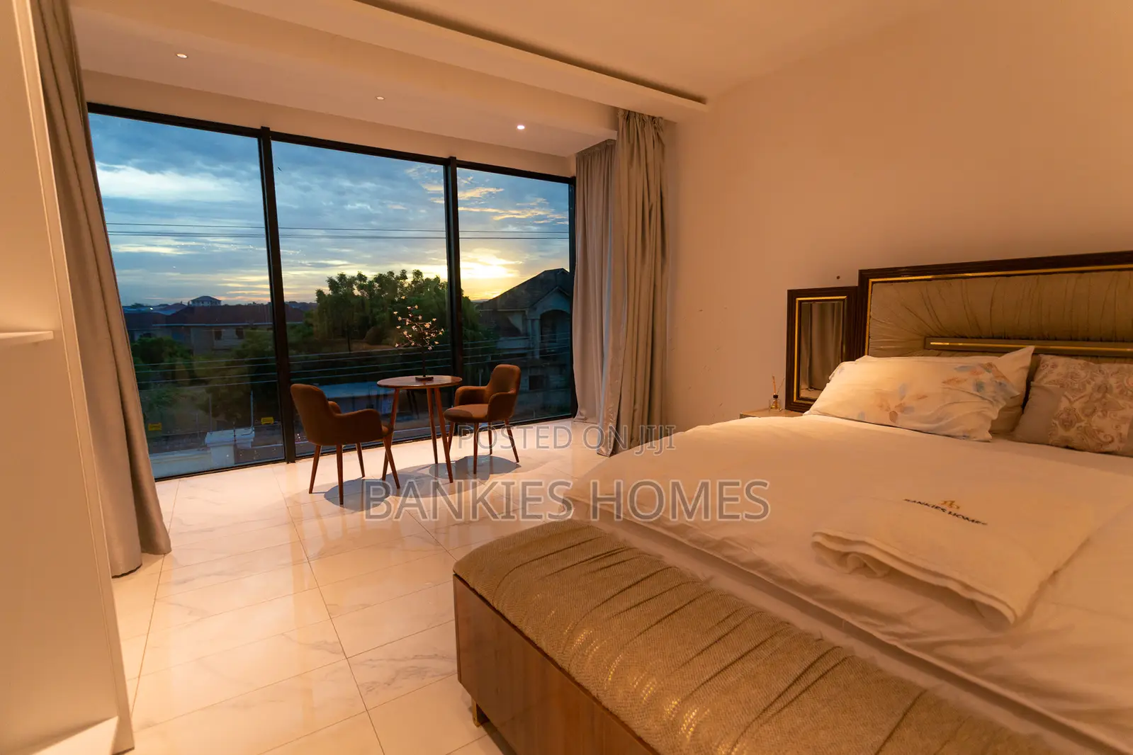 Furnished 3bdrm Townhouse / Terrace in Bankieshomes, Accra Metropolitan