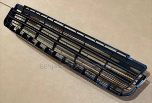Brand New Toyota Matrix 2009 Grille