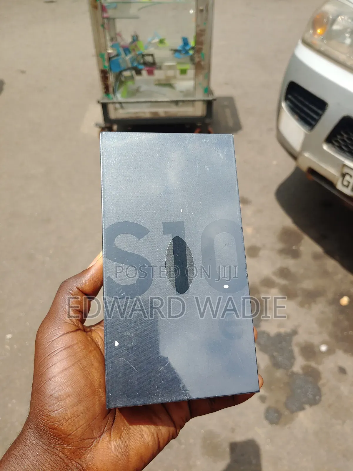New Samsung Galaxy S10e 128 GB Black