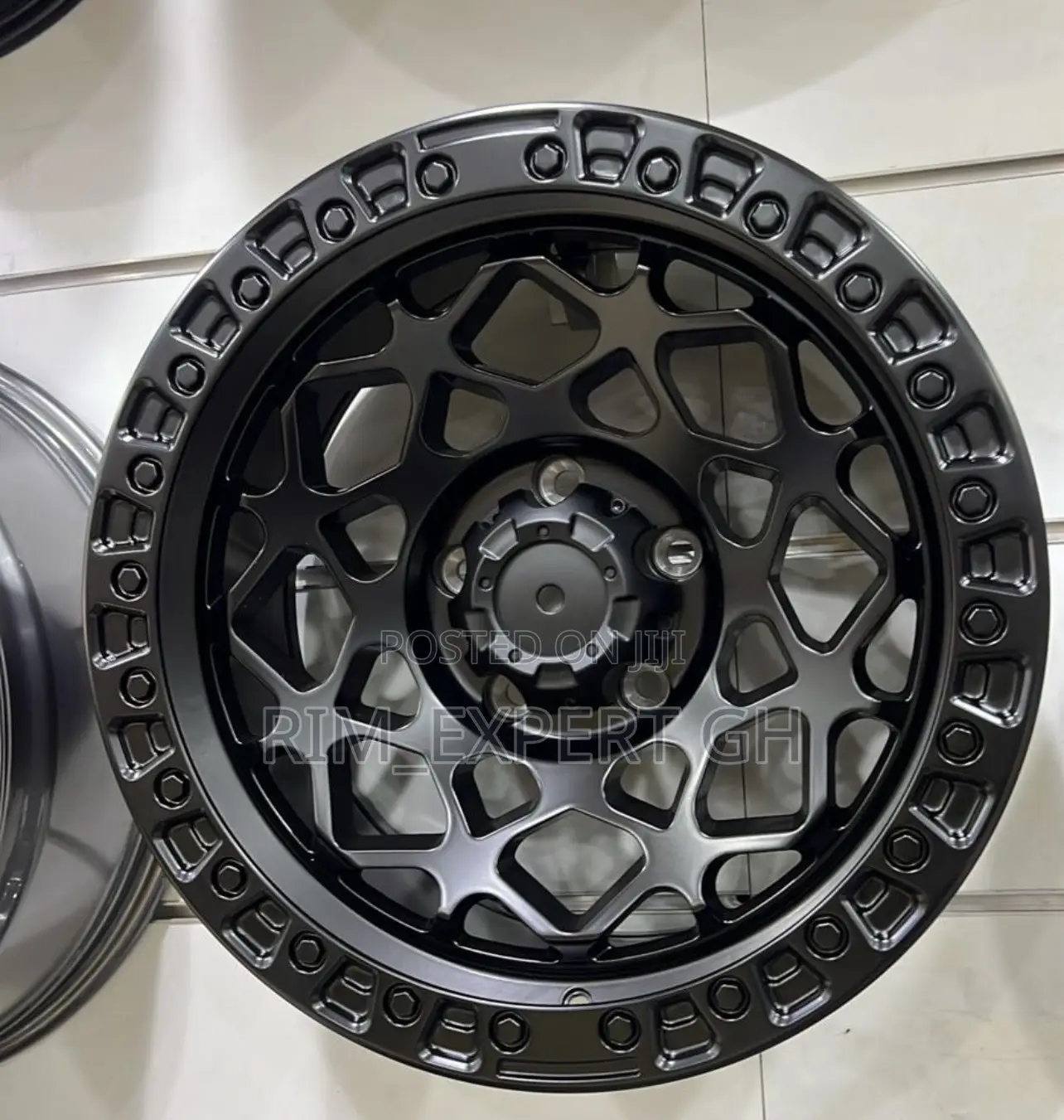 Jeep Wrangler Off- Road Rim 18 Inch (5) Pics