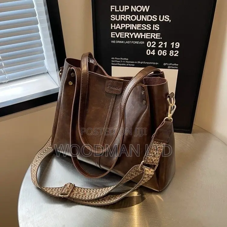 Ladies Learher Handbag