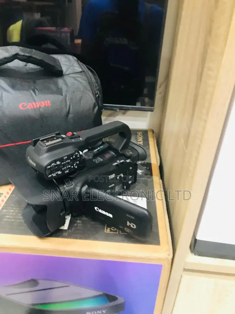 Clear Xa20 Professional Canon Camcorder