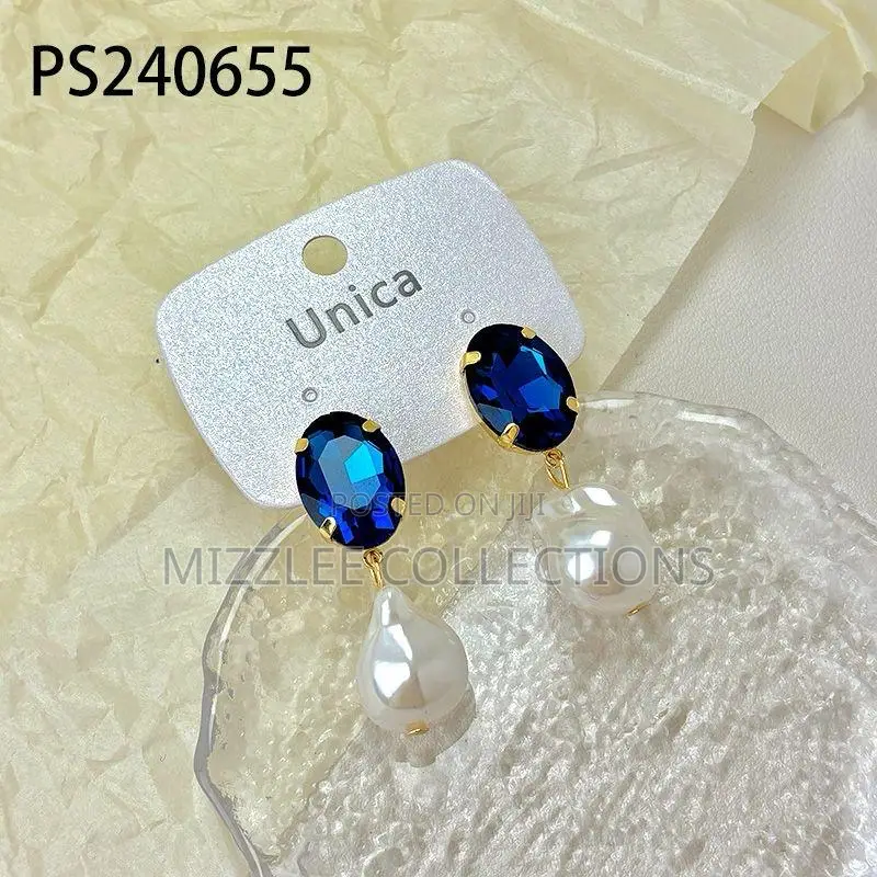 Ladies Quality Earring