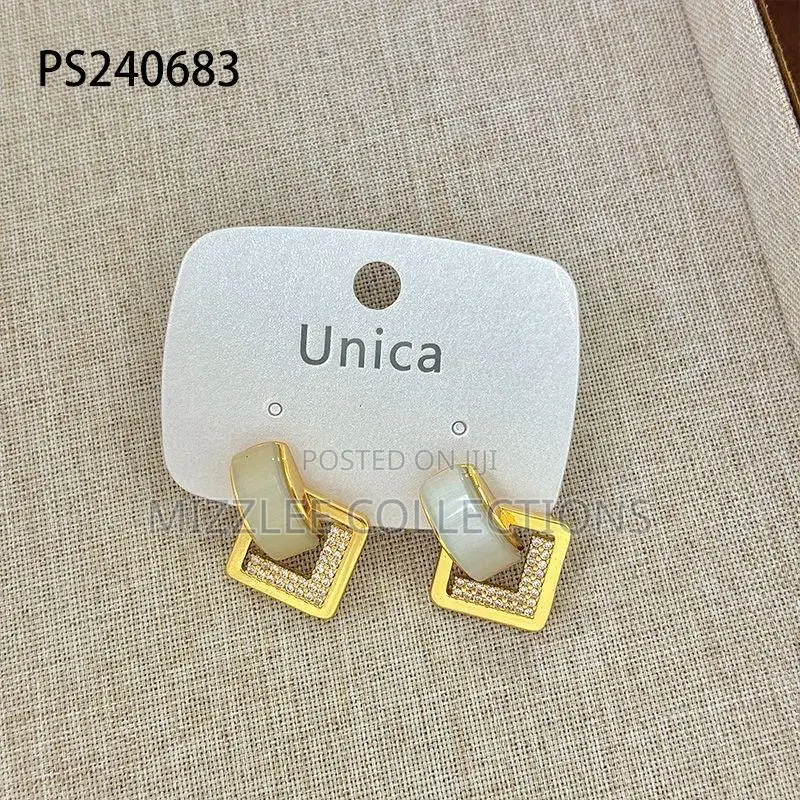 Ladies Quality Earring