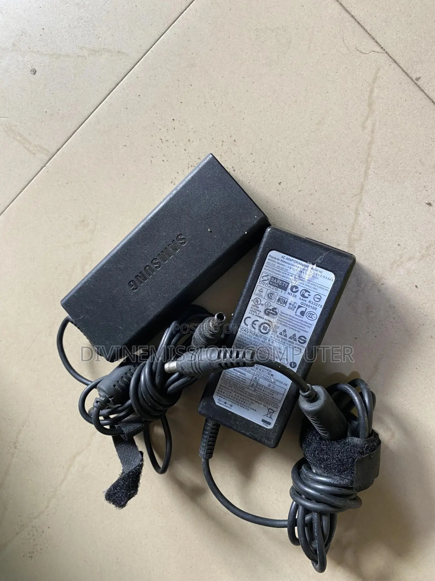 Samsung Laptop Charger/Adapter Uk Used 19v 3.16a 65w