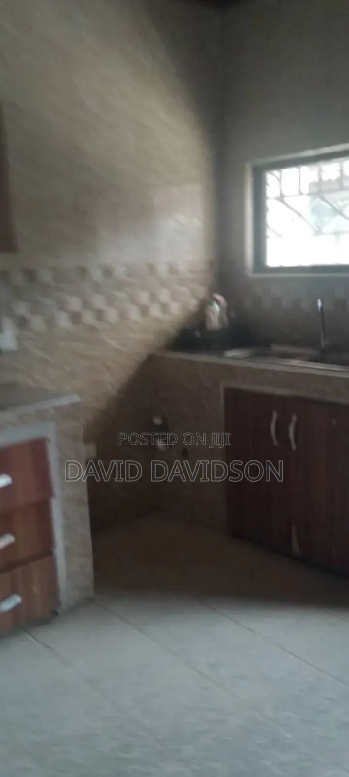4bdrm Mansion in 4 Bedroom Self, Tema Metropolitan for rent