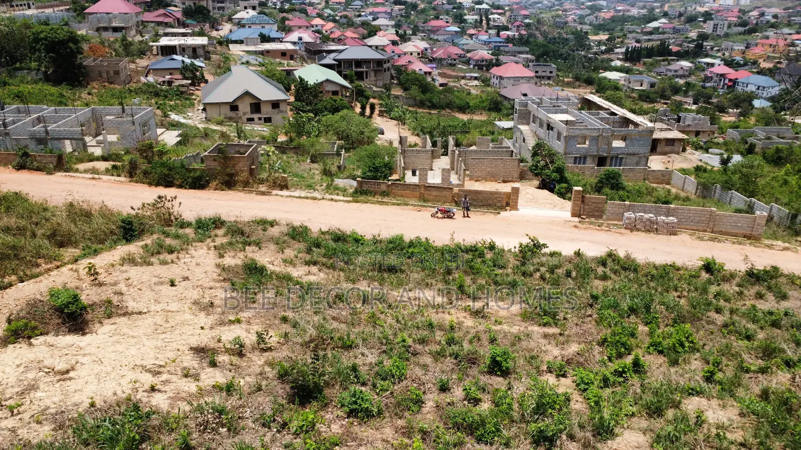 5 Plots Of Land Selling