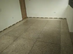 1bdrm Apartment in Estate Agency, Baatsona Total for rent