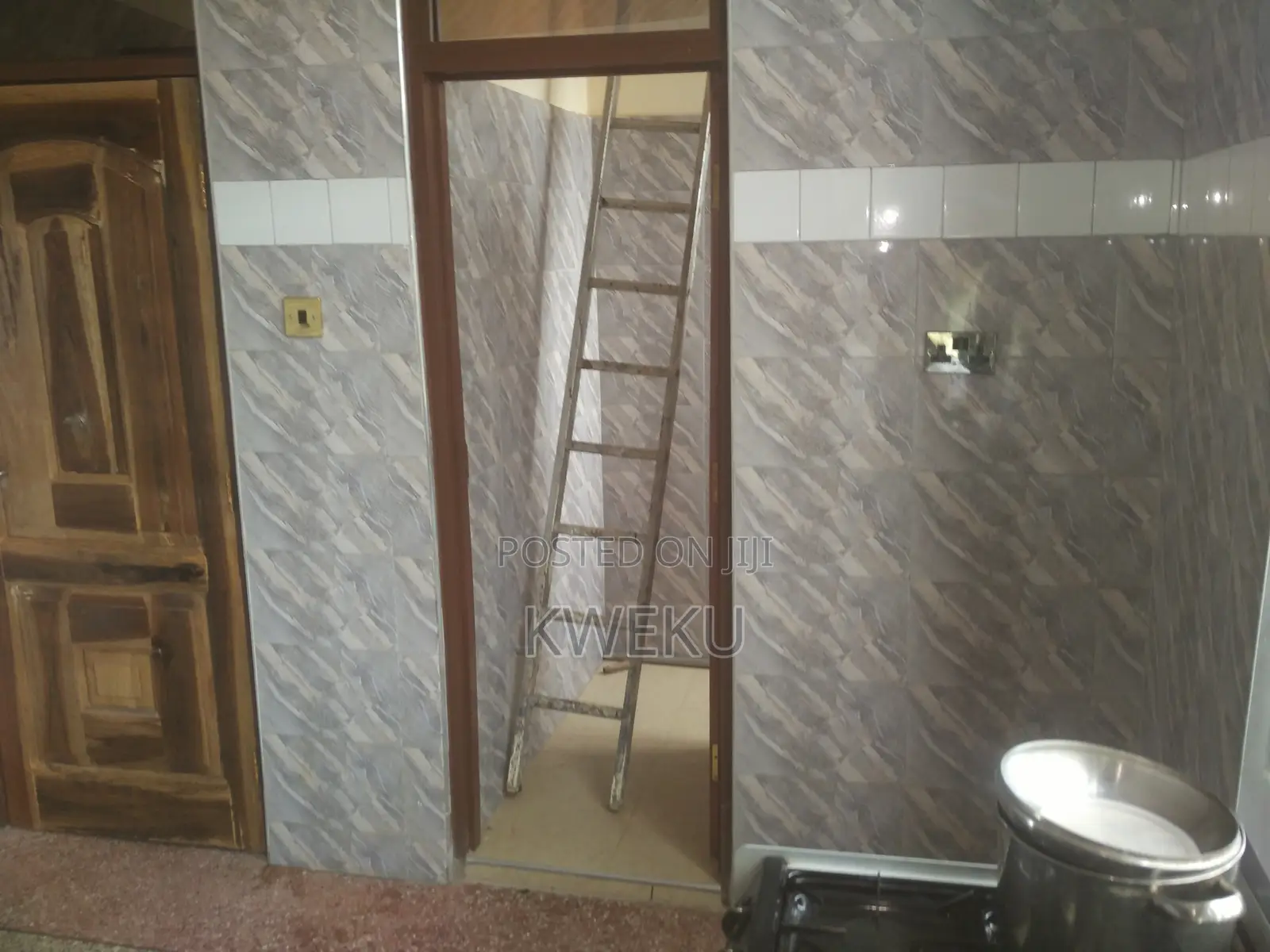 1bdrm Apartment in Estate Agency, Baatsona Total for rent