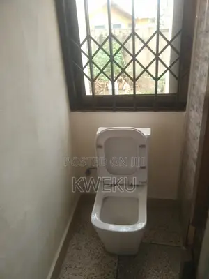 1bdrm Apartment in Estate Agency, Baatsona Total for rent