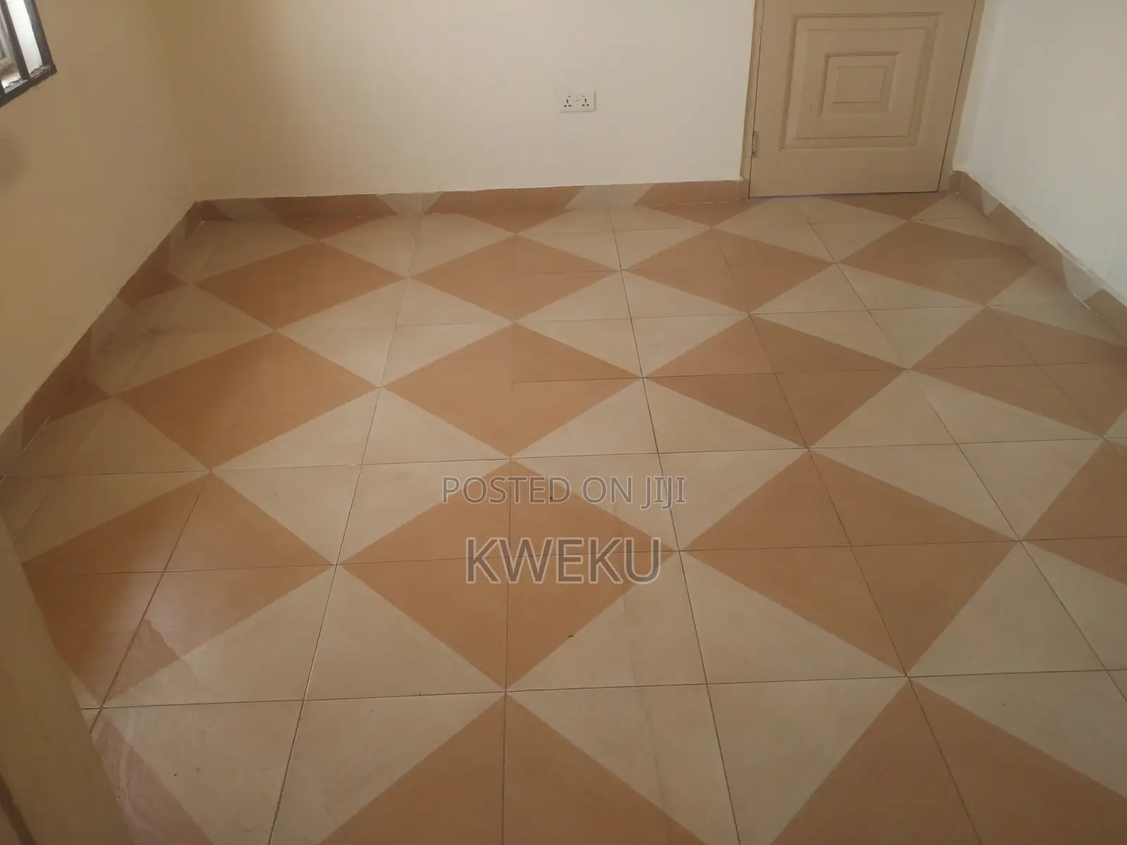1bdrm Apartment in Estate Agency, Baatsona Total for rent