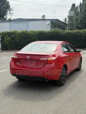 Toyota Corolla S w/Special Edition Pkg (1.8L 4cyl CVT) 2016 Red