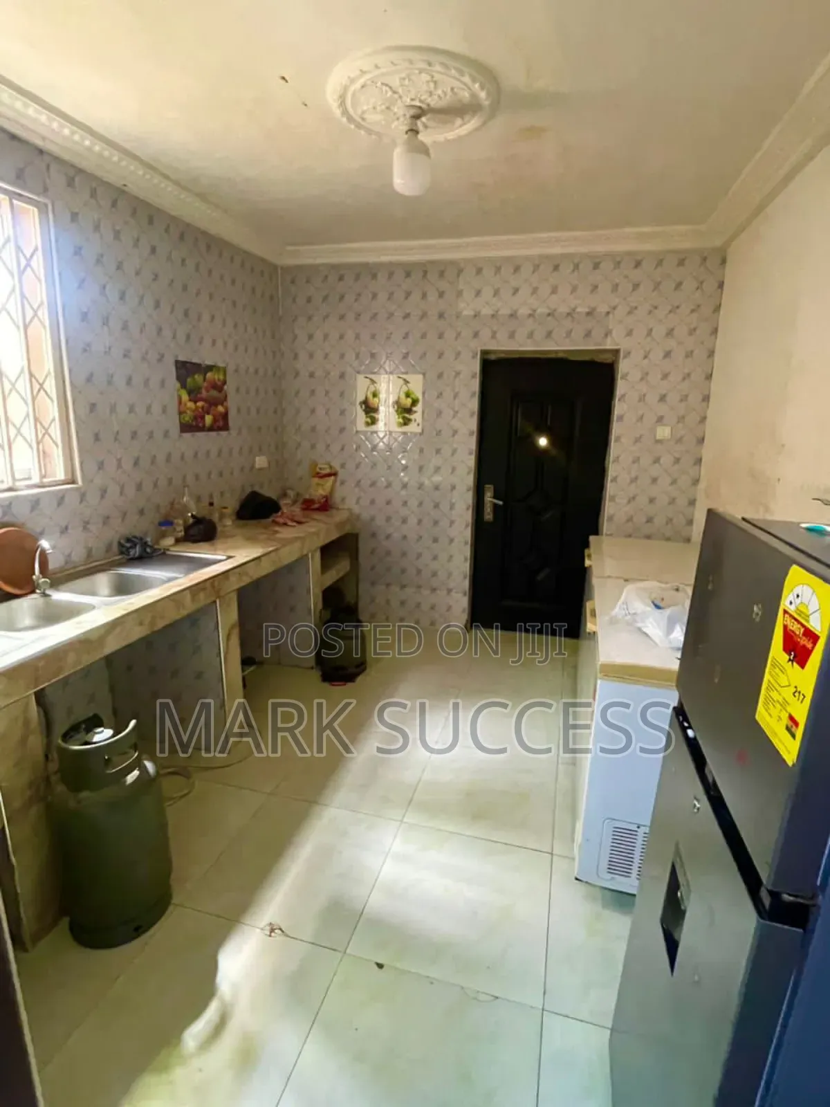 9bdrm House in Ga South Municipal for sale