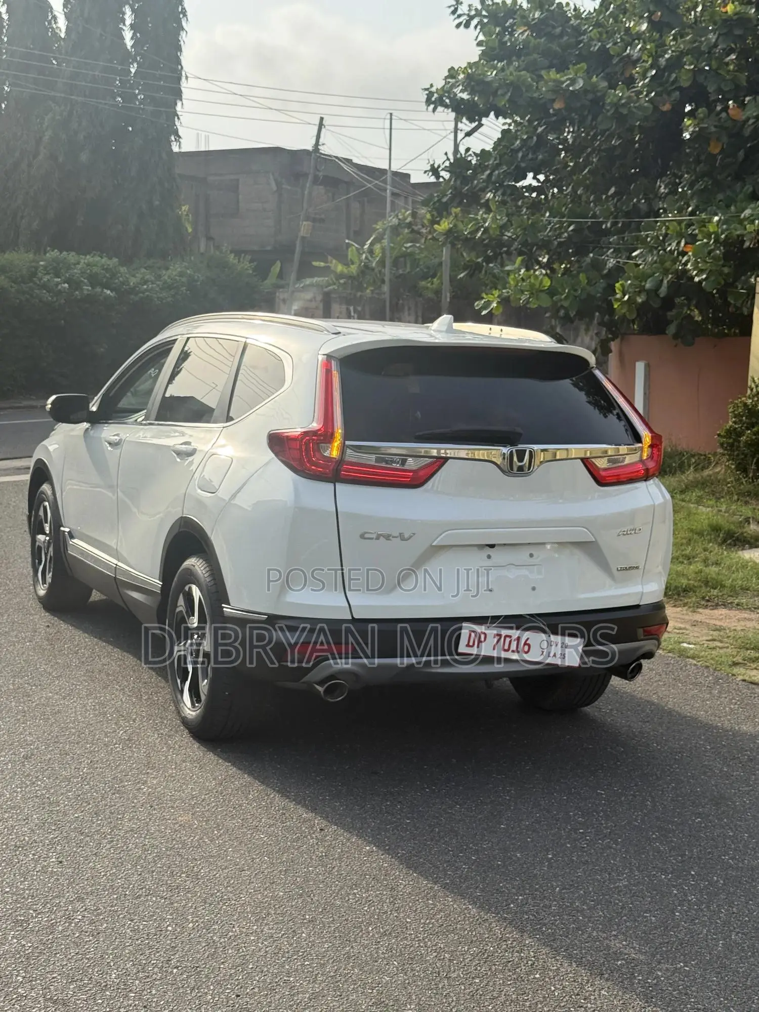 Honda CR-V Touring AWD 2018 White