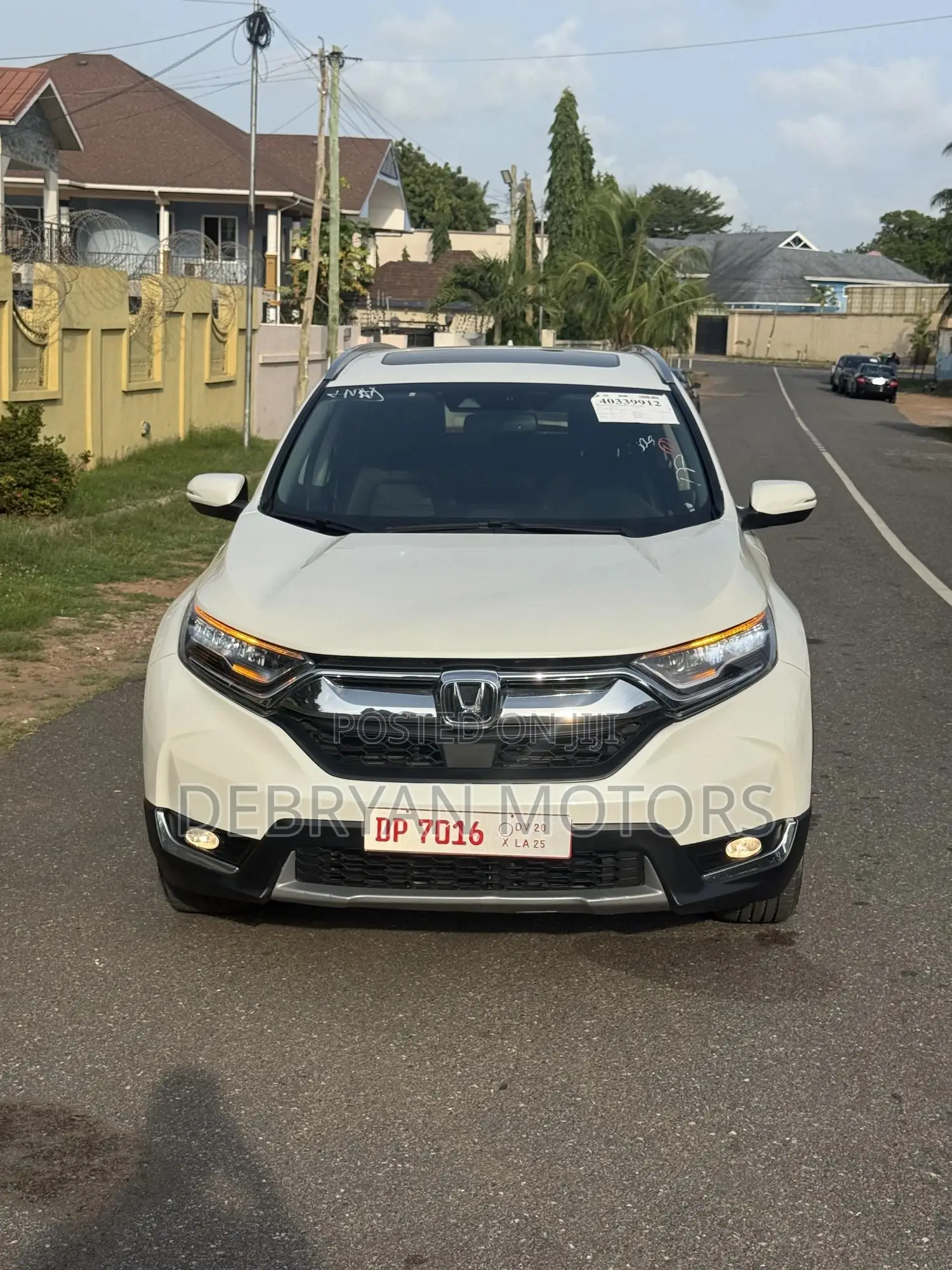 Honda CR-V Touring AWD 2018 White