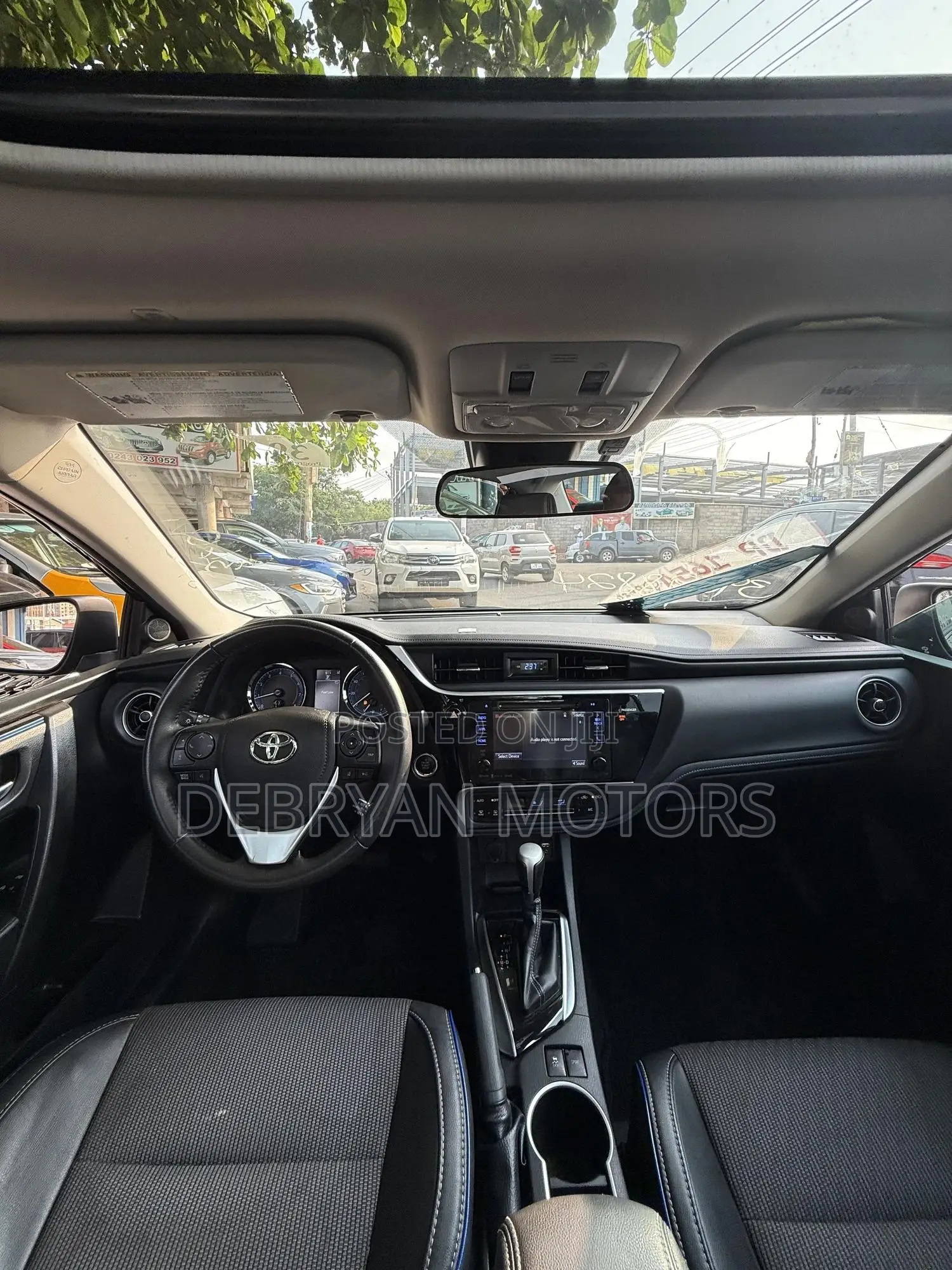 Toyota Corolla SE 4dr Sedan (1.8L 4cyl CVT) 2017 Black