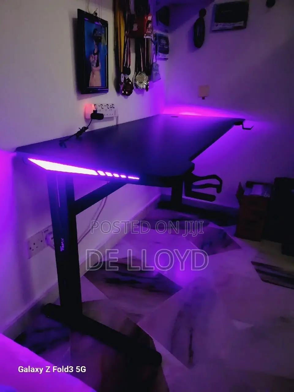 RGB Jethro Game Table