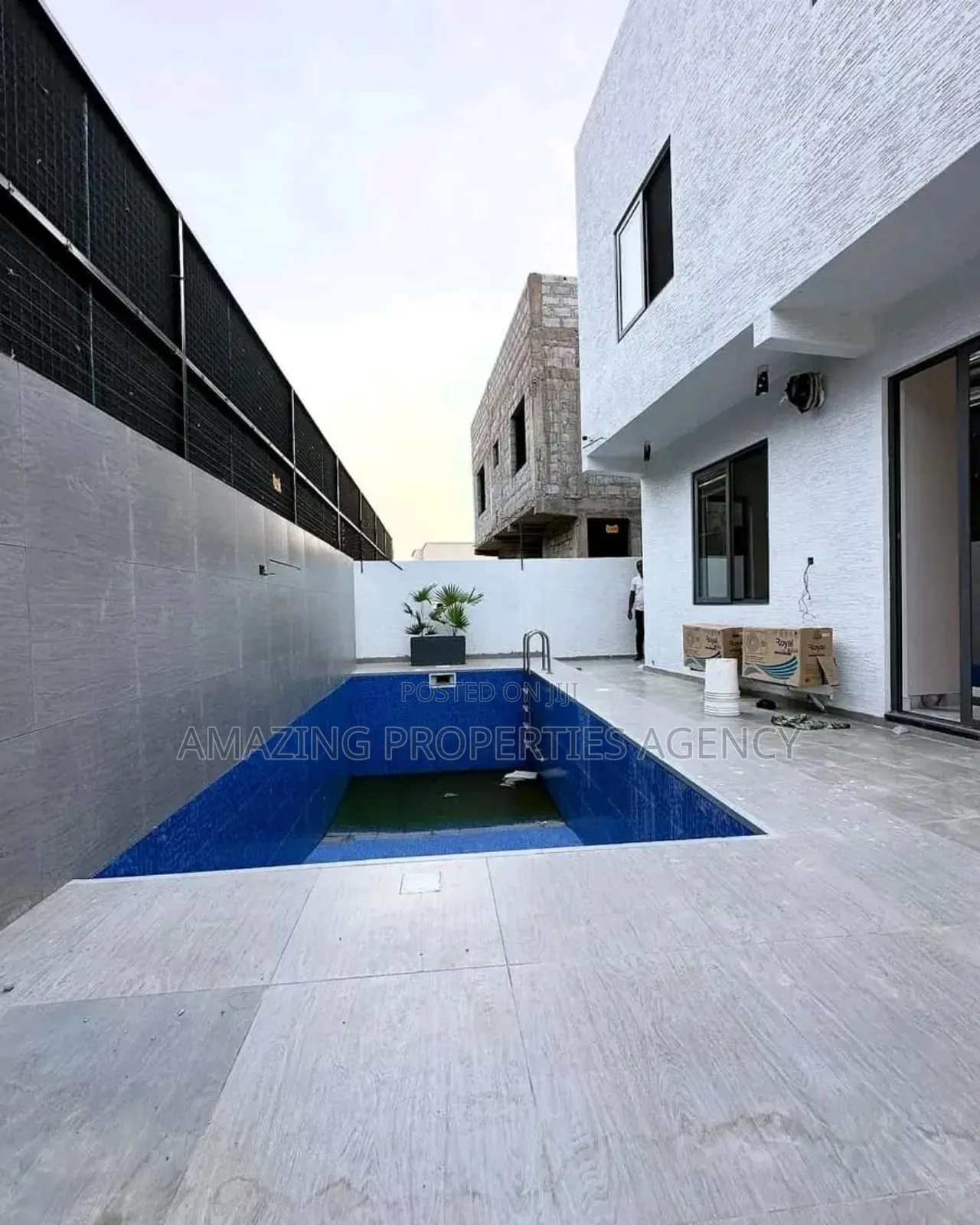 4bdrm House in East Legon for sale