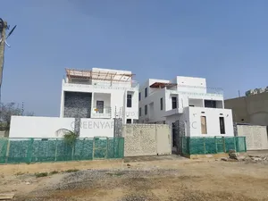 6bdrm House in Ogbojo, East Legon for sale