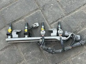 Nissan Versa 2012 Fuel Injectors