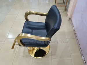 Basic Gold Styling Chair