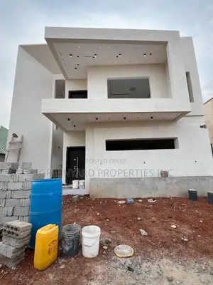 4bdrm House in Frafraha, Adenta for sale