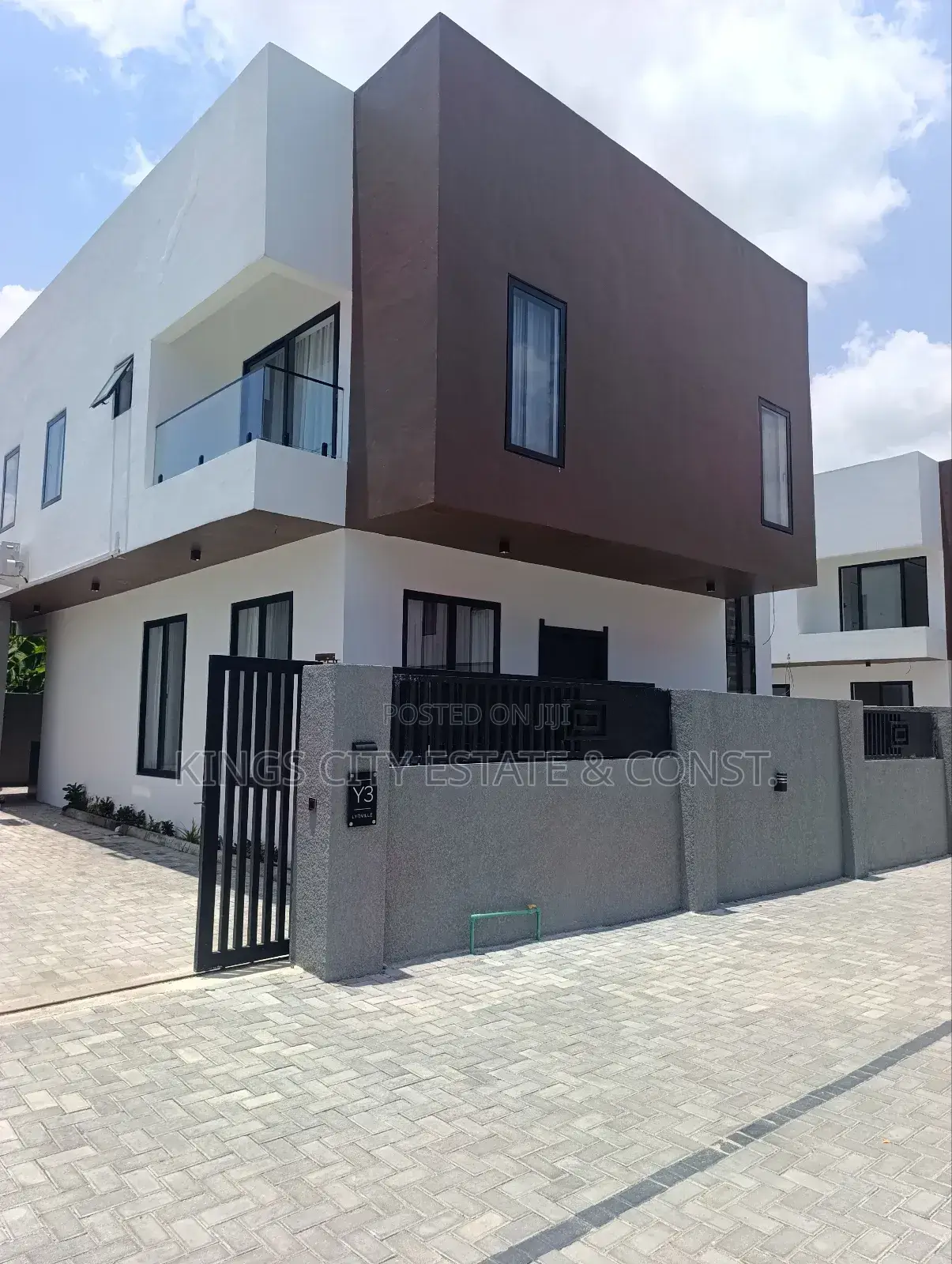 3bdrm House in Police-Station, West Legon for sale