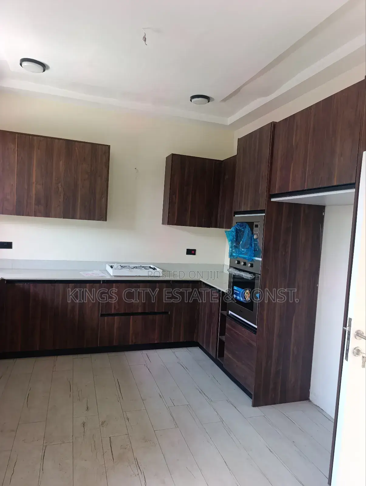 3bdrm House in Police-Station, West Legon for sale