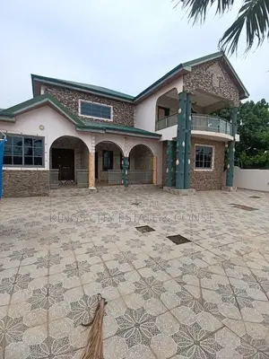 7bdrm House in Acp-Estate, Kwabenya for sale