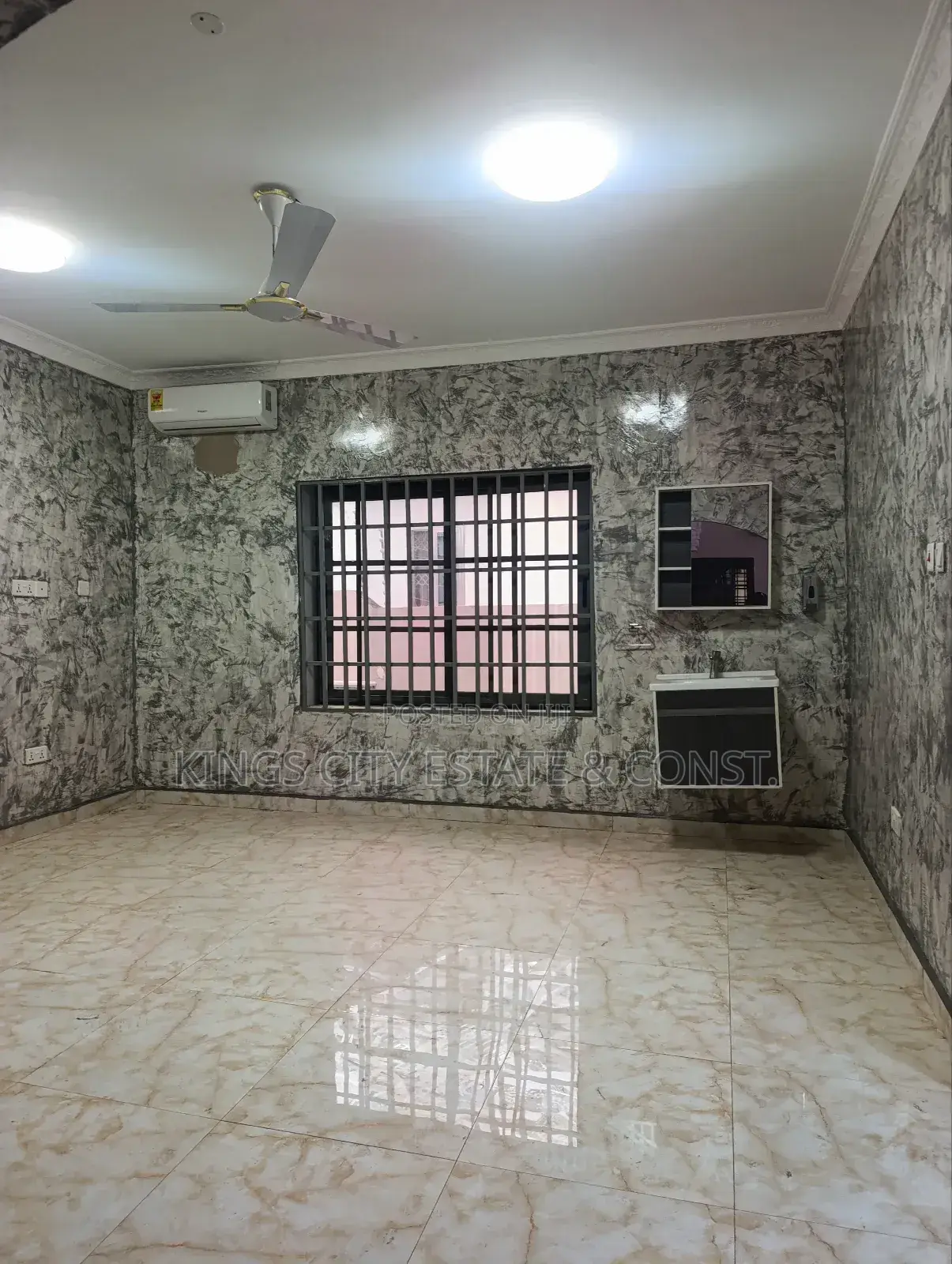 7bdrm House in Acp-Estate, Kwabenya for sale