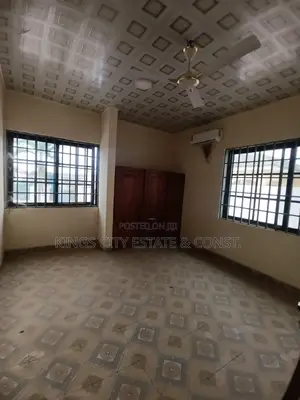 7bdrm House in Acp-Estate, Kwabenya for sale