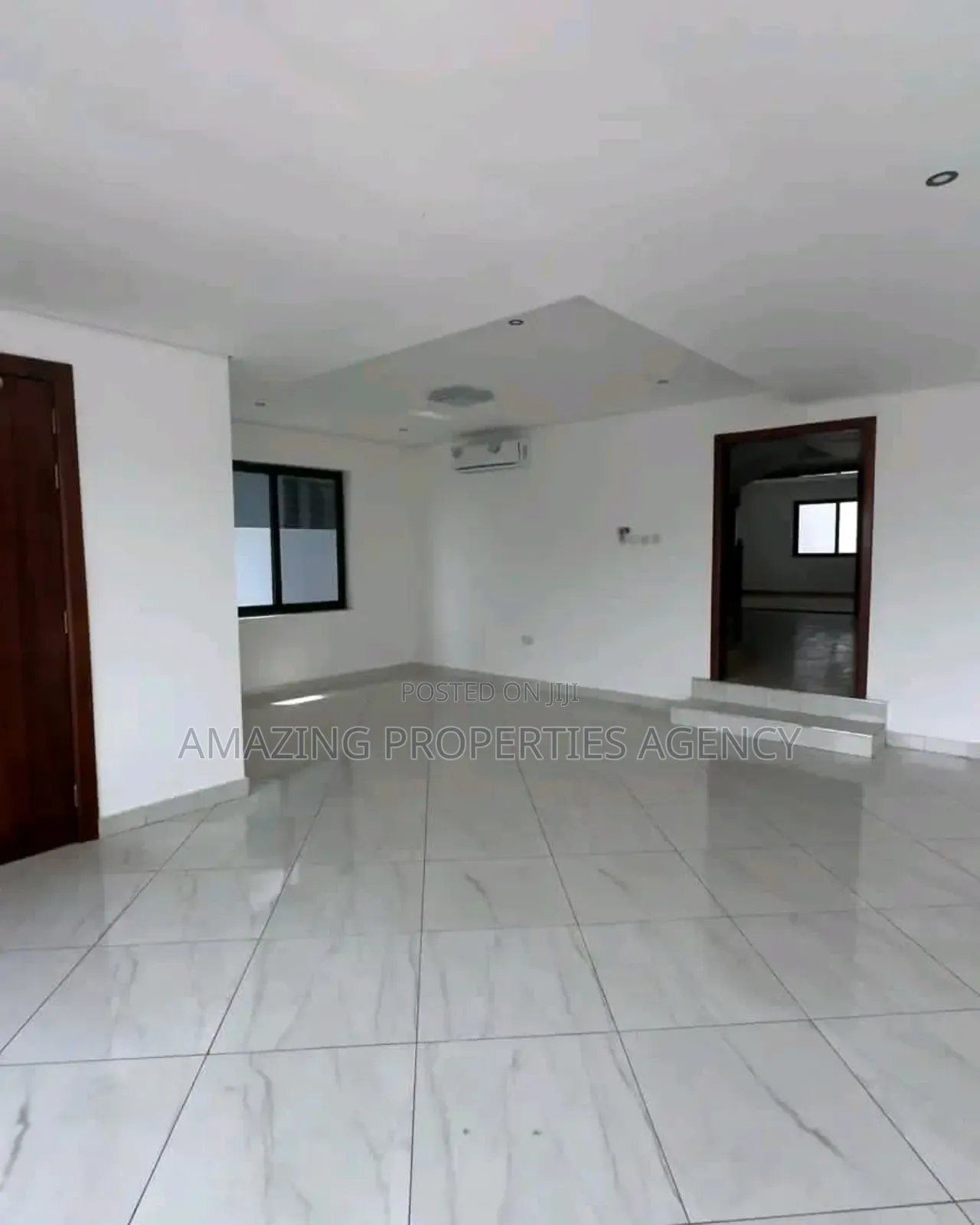 5bdrm House in Airport Residential Area for rent