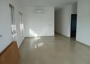 3bdrm House in Sakumono Estates for sale
