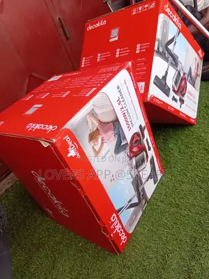 Rare Find Decakila 1600w/2.5l Vacuum Cleaner Decakila