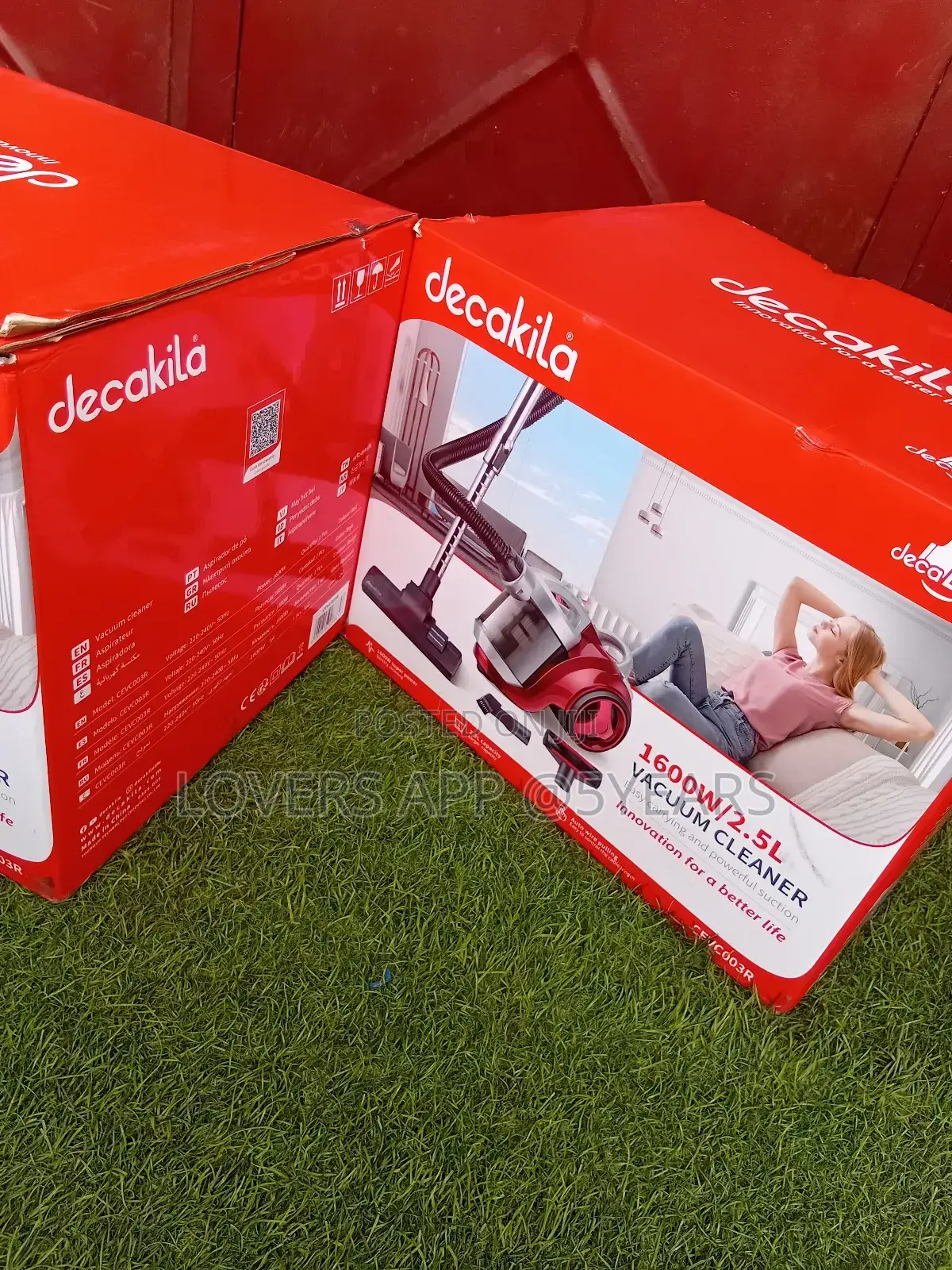 Bring Happiness 1600w/2.5l Vacuum Cleaner Decakila