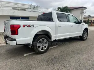 Ford F-150 Lariat 4x4 SuperCab Styleside 6.5 ft. box 145 in. WB 2019