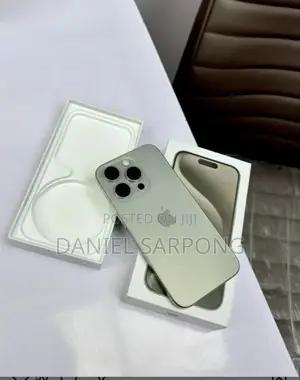 Apple iPhone 15 Pro Max 256 GB Silver