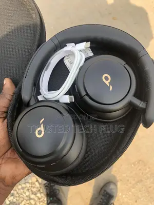 Preowned Anker Soundcore Q30 Bluetooth Headphones in Stock