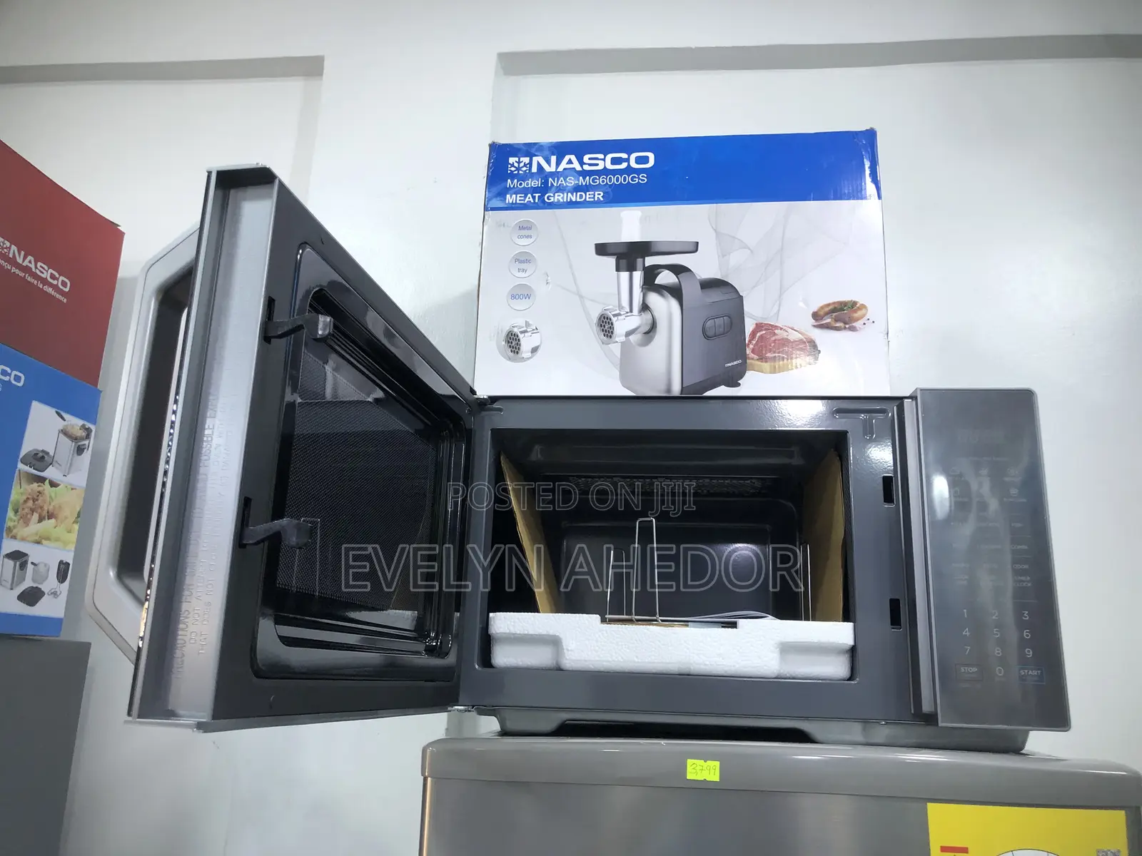 Evelyn’S Brand New Midea Digital Microwave 30 Liters for Sal