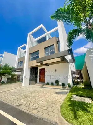 4bdrm Townhouse / Terrace in Cantonment, Accra, Acquinas for rent