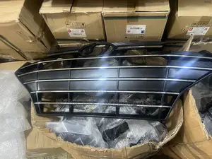 Hyundai Elantra 2019-2020 Grille