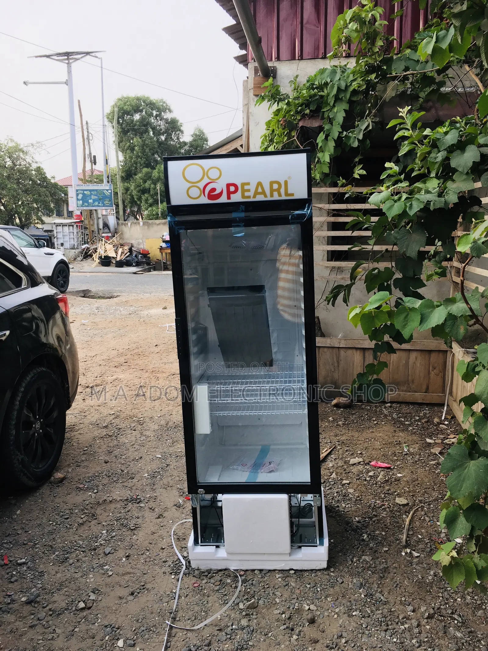 Pearl 250 Free Standing Fridge With Glass Finishing