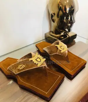 Ahenema Slippers