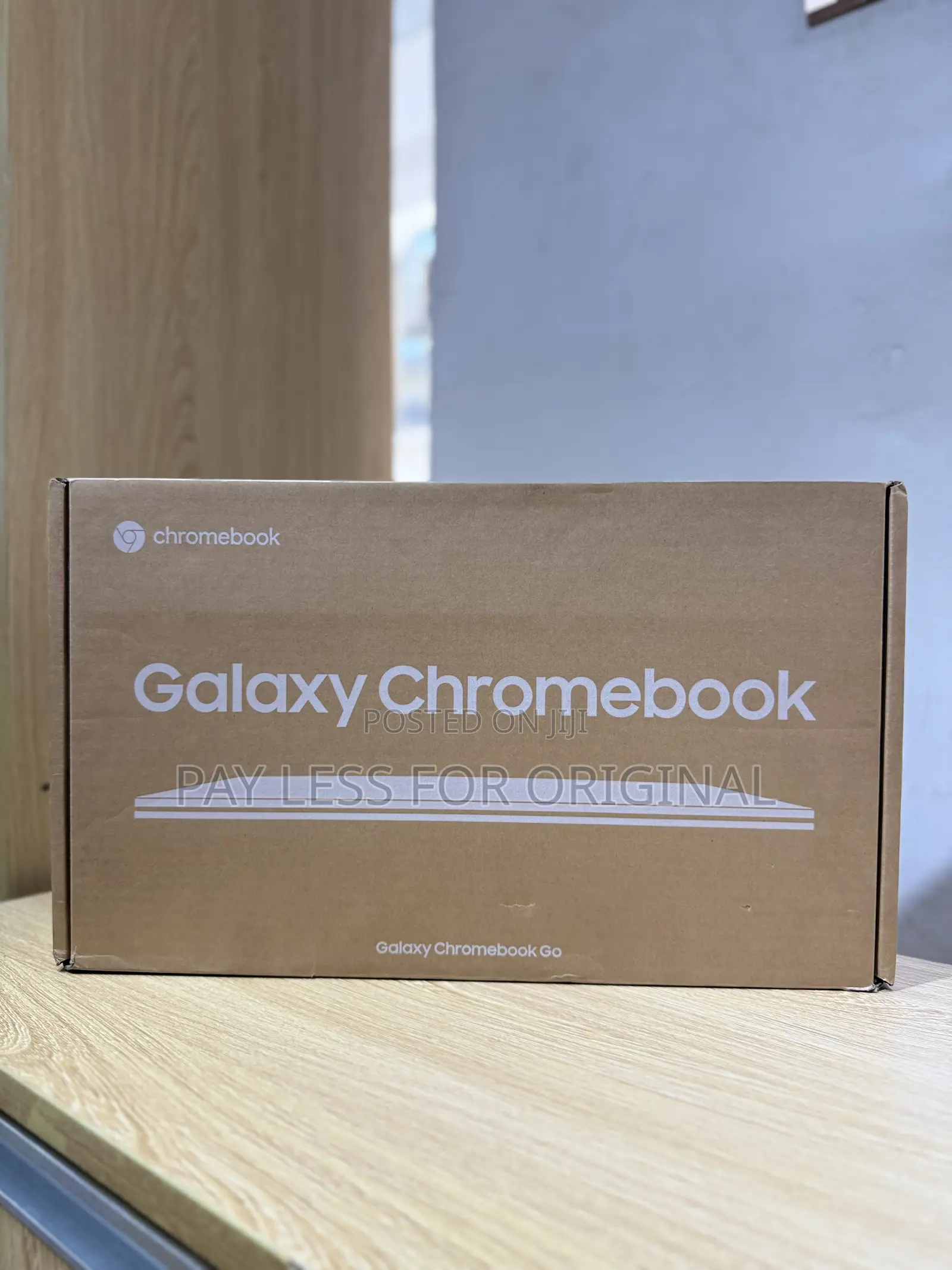 New Laptop Samsung Chromebook Pro 4GB Intel SSD 60GB