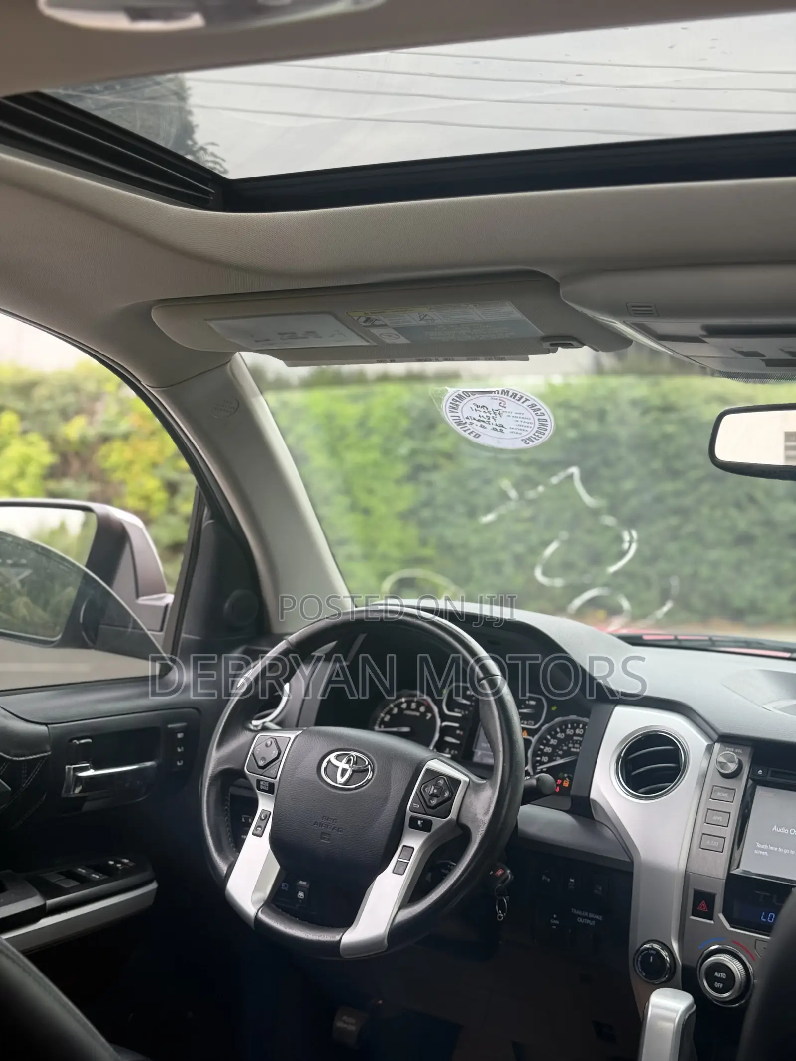 Toyota Tundra 2018 Red