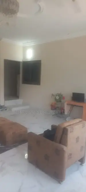 5bdrm Duplex in De-Icons Real Estate, Ga South Municipal for rent