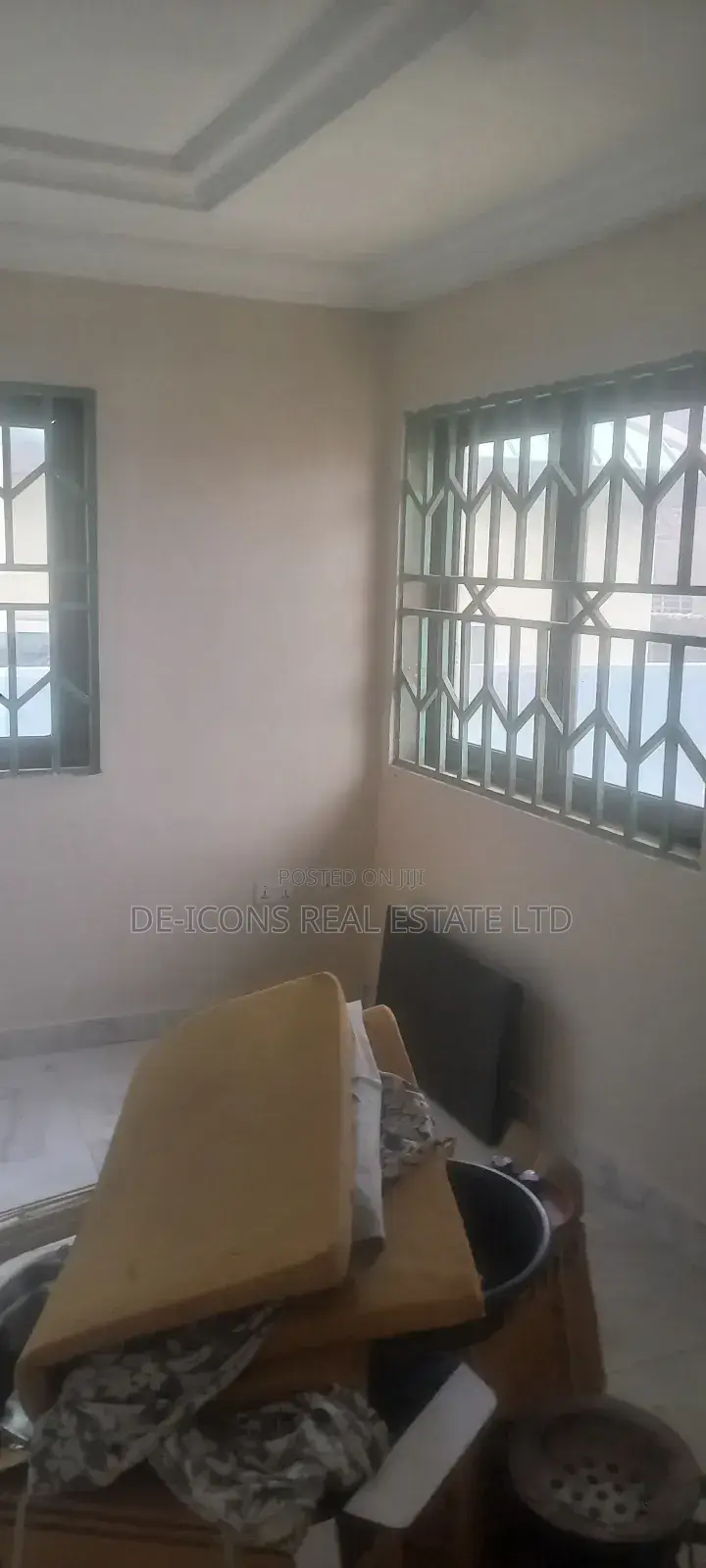5bdrm Duplex in De-Icons Real Estate, Ga South Municipal for rent