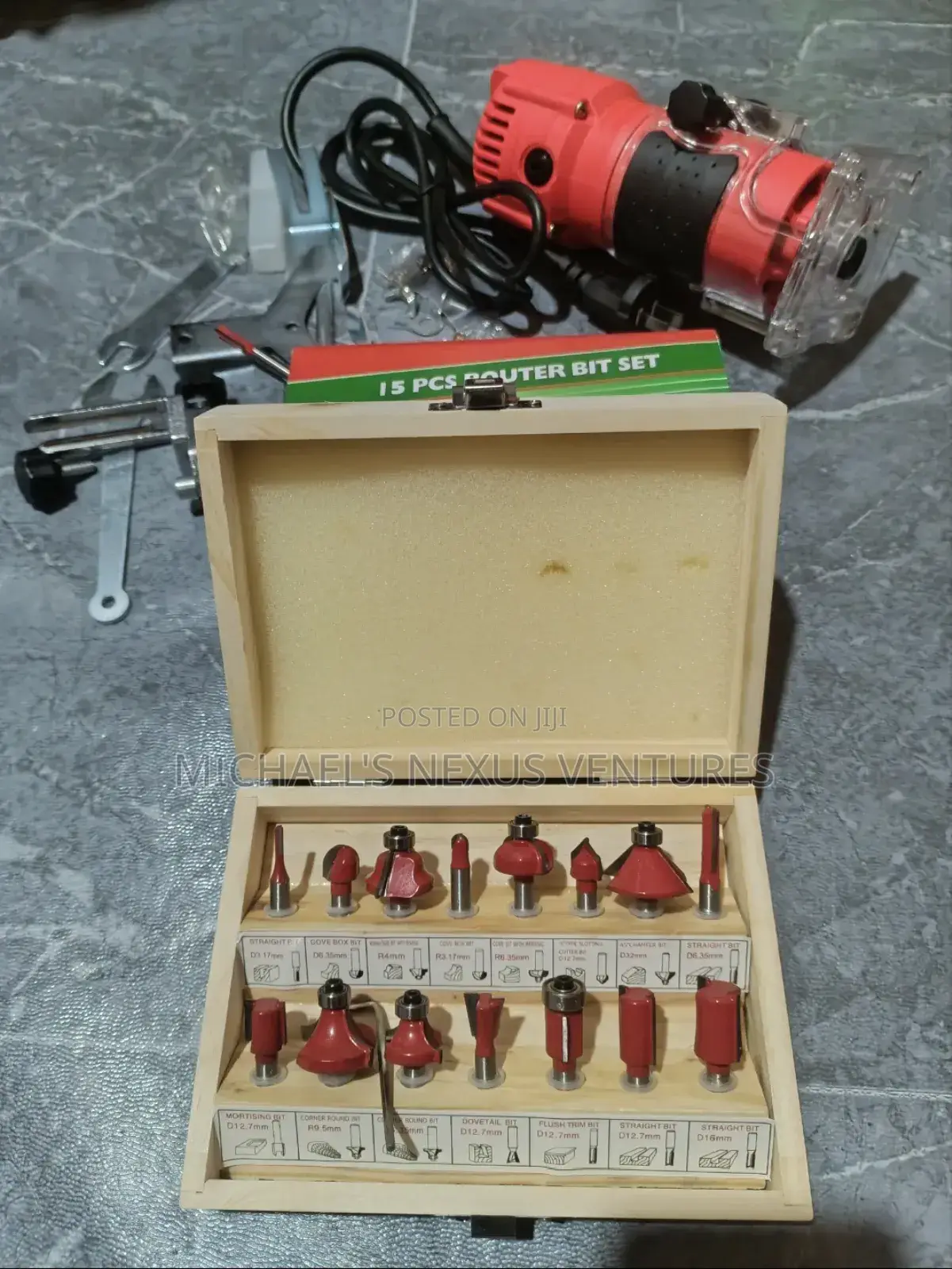Router/Trimming/ Milling Machine With 15 > Router Bit Sets