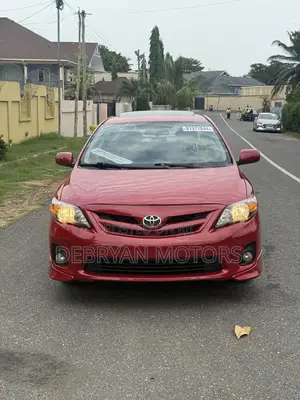 Toyota Corolla S 4dr Sedan (1.8L 4cyl 4A) 2013 Red